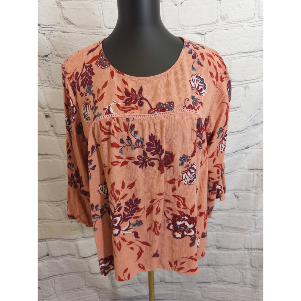 Eyeshadow Floral Blouse Womens 1X Pink/Orange Lace Back Bell Sleeve Boho Top